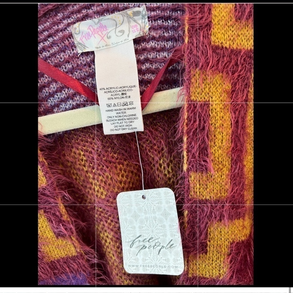 FREE PEOPLE Diamondback Cozy Kimono In Plum
NWT - Picture 11 of 15